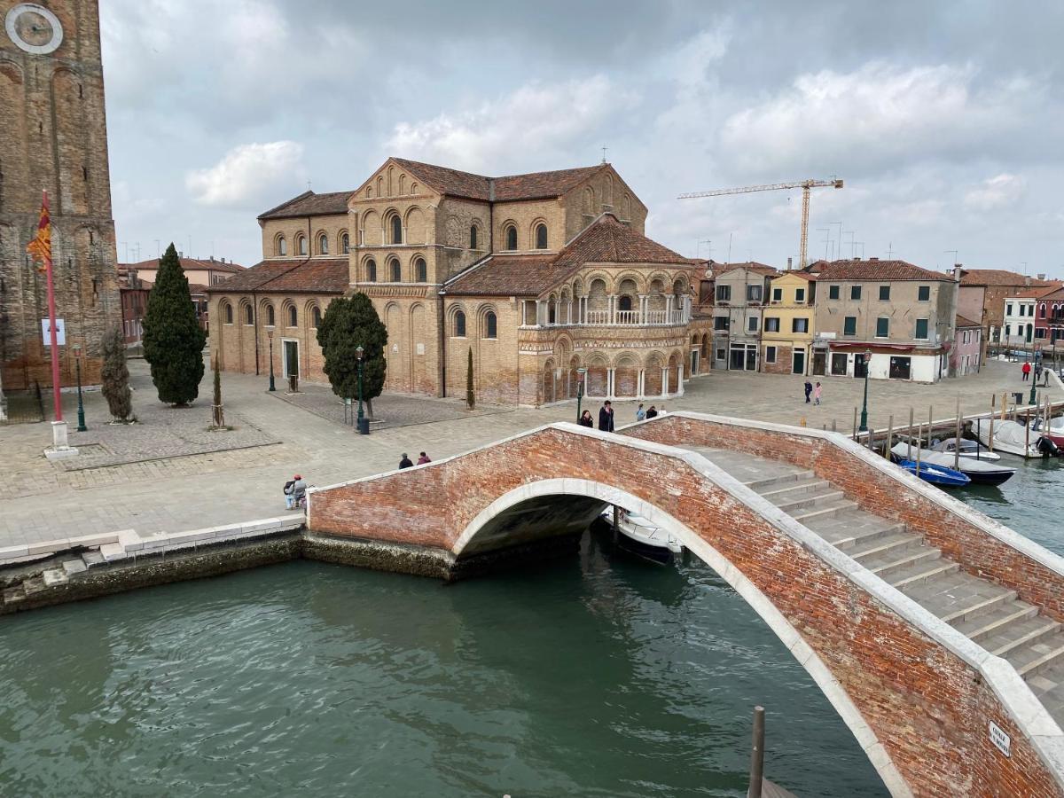 Duomo Murano Apartment With Canal View المظهر الخارجي الصورة