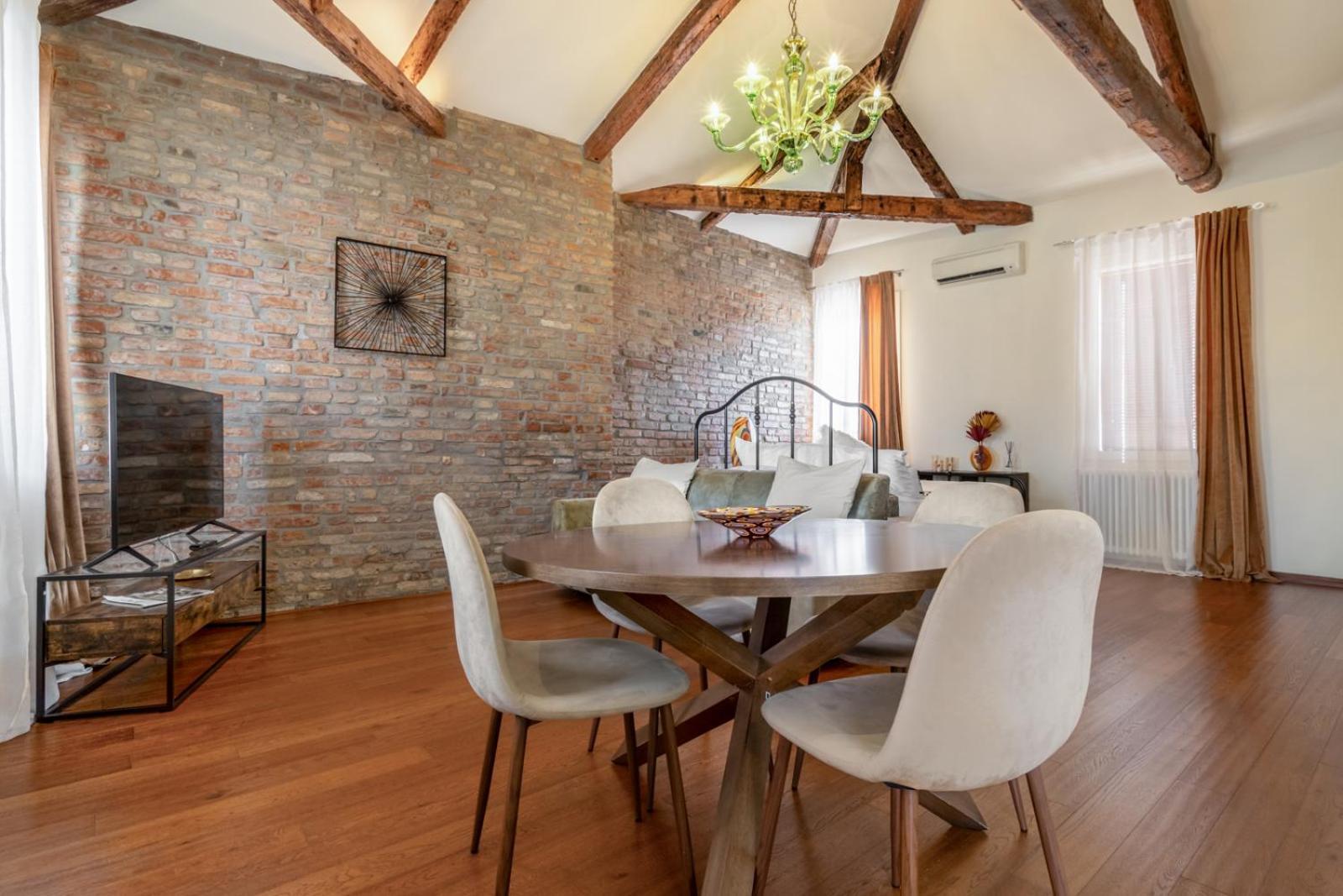 Duomo Murano Apartment With Canal View المظهر الخارجي الصورة